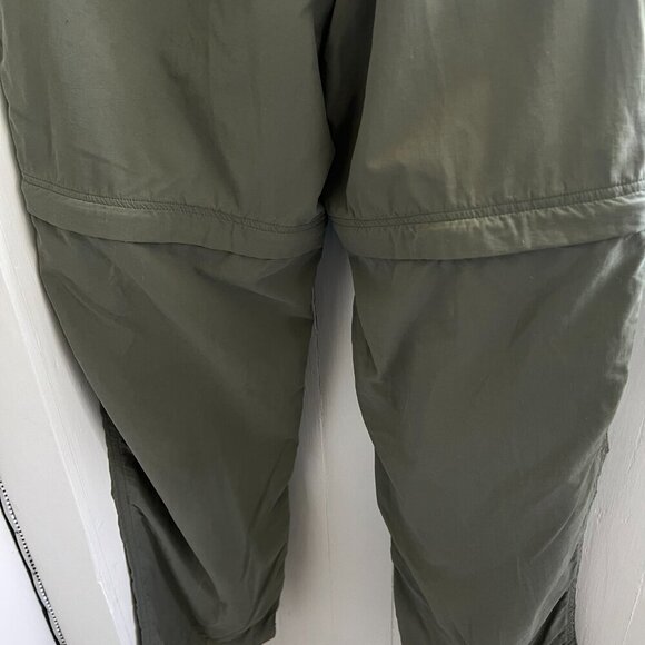 Women’s ExOfficio Insect Shield Hiking Pants Zip Off Shorts Army Green Small 6-8 - Picture 3 of 13
